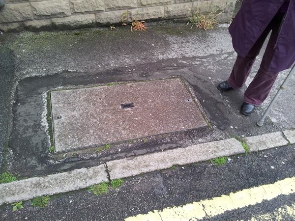 Defective cover responsibility of BT Defective cover responsibility of BT